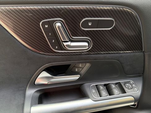 New 2026 Mercedes-Benz GLA 35 AMG 4MATIC image 10