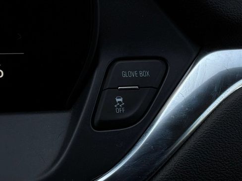 Used 2025 Chevrolet Blazer LT FWD image 31