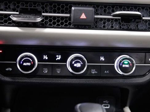 Certified 2024 Honda HR-V EX-L image 30