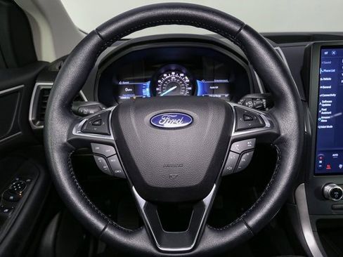 Used 2023 Ford Edge SEL w/ Convenience Package image 29
