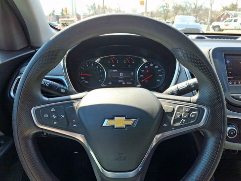 Certified 2023 Chevrolet Equinox LS w/ LS Convenience Package image 18