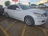 Used 2011 Hyundai Equus Signature image 2