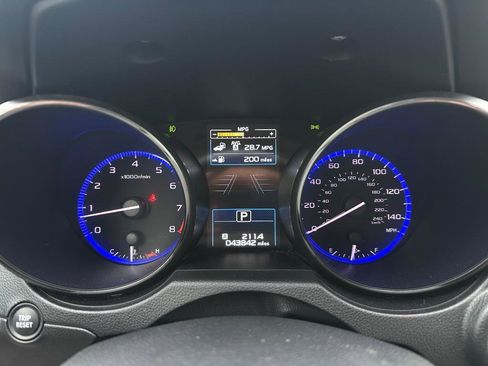 Used 2015 Subaru Outback 2.5i Limited image 3