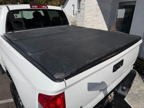 Used 2019 Toyota Tundra SR5 w/ SR5 Upgrade Package image 17