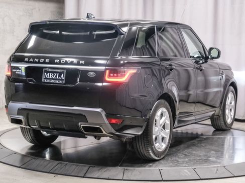 Used 2018 Land Rover Range Rover Sport HSE AWD/4WD image 4