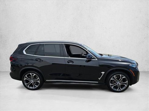 Certified 2026 BMW X5 sDrive40i RWD image 4