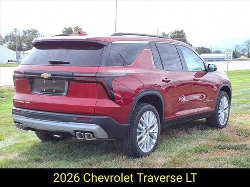New 2026 Chevrolet Traverse LT image 5