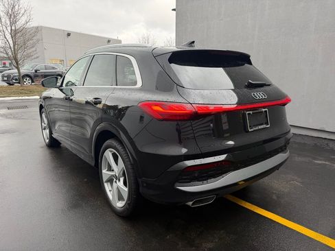 New 2025 Audi Q5 Prestige image 3