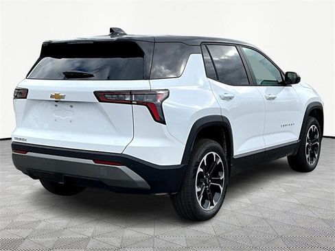 New 2026 Chevrolet Equinox LT image 6