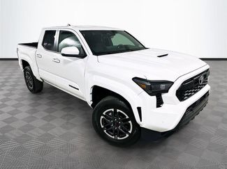 Certified 2024 Toyota Tacoma TRD Sport w/ TRD Sport Upgrade Package AWD/4WD video 1
