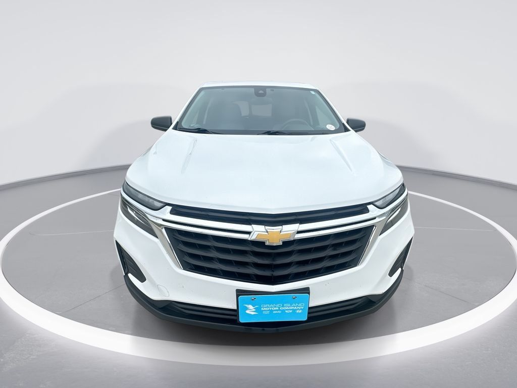 Certified 2024 Chevrolet Equinox LS w/ LS Convenience Package AWD/4WD image 3