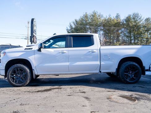 Used 2023 Chevrolet Silverado 1500 RST image 3