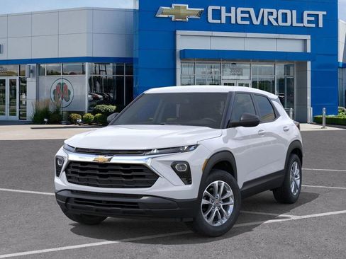 New 2026 Chevrolet TrailBlazer LS w/ LS Convenience Package FWD image 6
