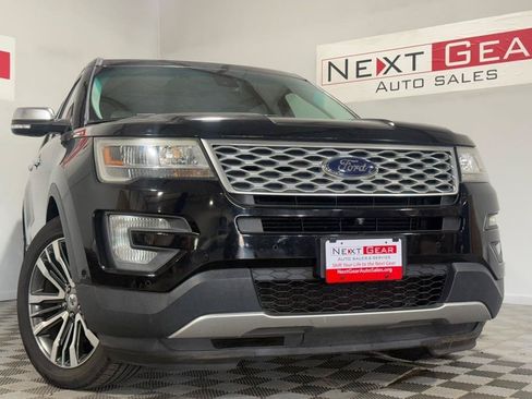 Used 2016 Ford Explorer Platinum AWD/4WD image 3