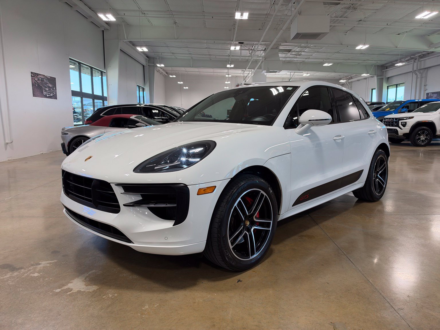 Used 2020 Porsche Macan GTS AWD/4WD image 3