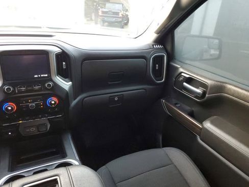 Used 2021 Chevrolet Silverado 1500 RST image 15