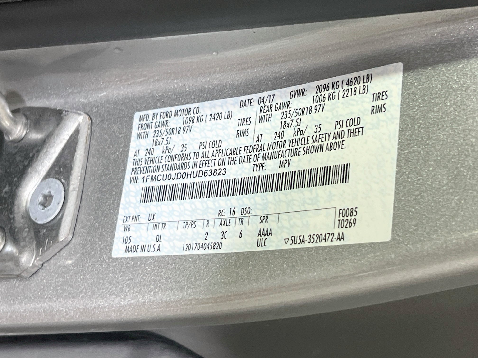 Used 2017 Ford Escape Titanium FWD image 31