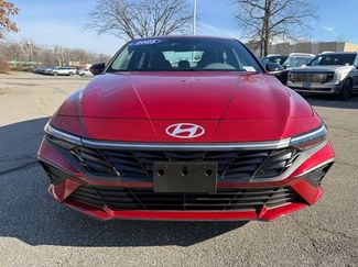 Certified 2025 Hyundai Elantra Sport video 2