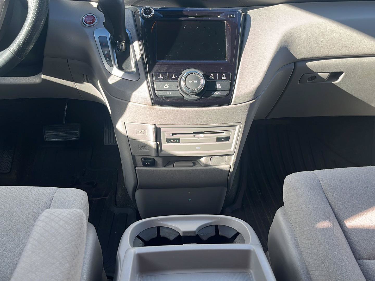 Used 2016 Honda Odyssey SE image 36