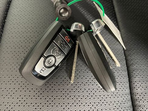 New 2025 Ford F150 Lariat w/ Equipment Group 502A High image 32