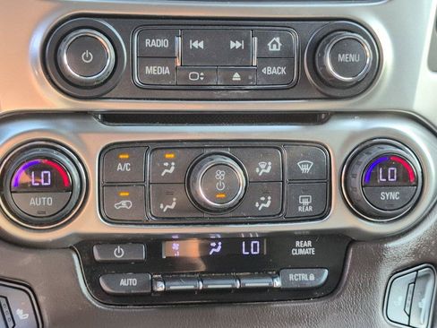 Used 2019 Chevrolet Tahoe LT RWD image 25