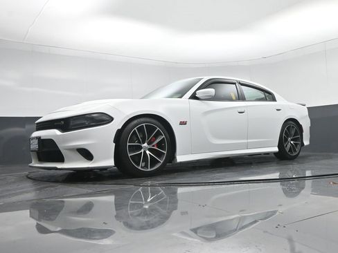 Used 2016 Dodge Charger R/T Scat Pack image 52