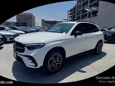 Certified 2026 Mercedes-Benz GLC 300 image 1