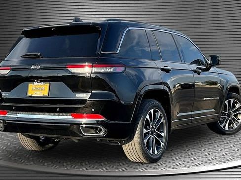 Used 2022 Jeep Grand Cherokee Overland w/ Adv Protech Group III AWD/4WD image 6