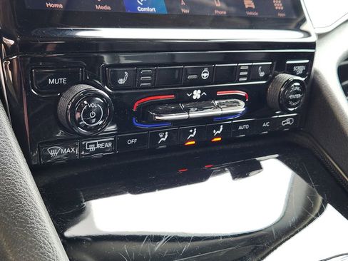 Used 2024 Jeep Grand Cherokee Limited 4xe image 11