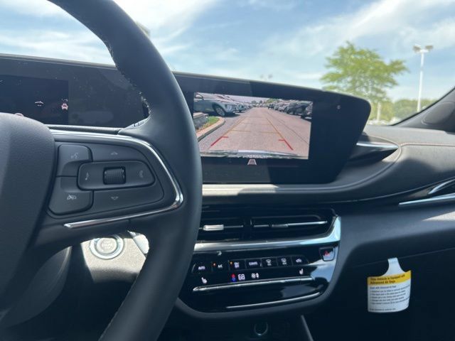New 2026 Buick Envista Preferred FWD image 32