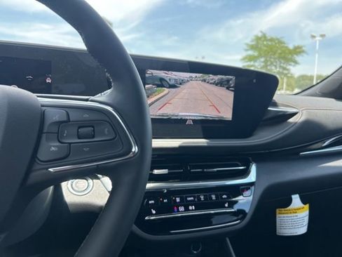 New 2026 Buick Envista Preferred FWD image 32