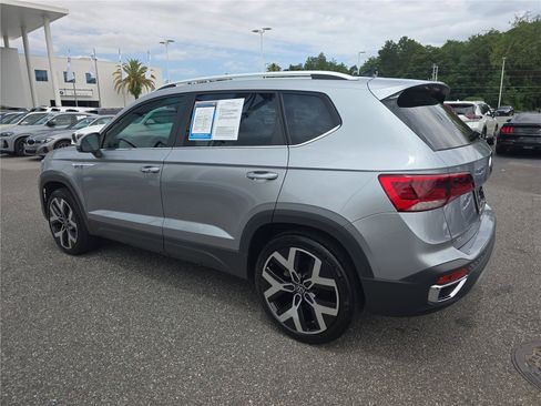 Used 2023 Volkswagen Taos SEL AWD/4WD image 7