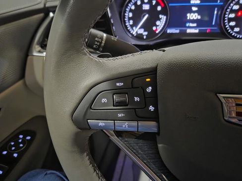 Used 2024 Cadillac XT6 Premium Luxury w/ Technology Package image 27