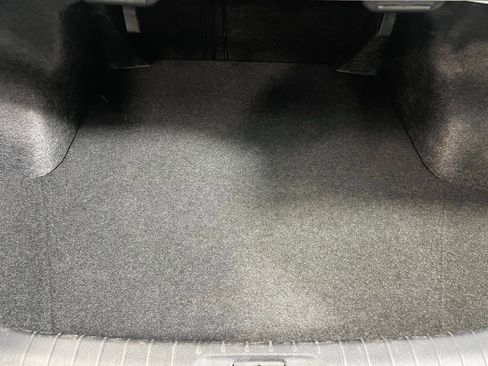 Used 2025 Nissan Altima 2.5 SV image 27