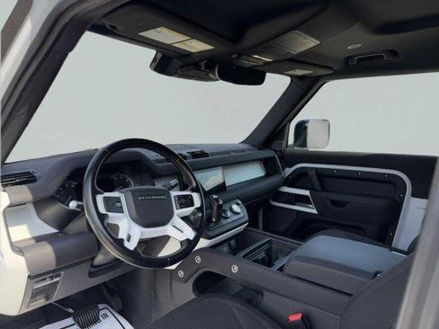 Used 2021 Land Rover Defender 90 AWD/4WD image 20