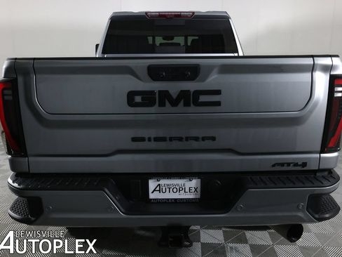 Used 2025 GMC Sierra 2500 AT4 w/ AT4 Premium Plus Package AWD/4WD image 6