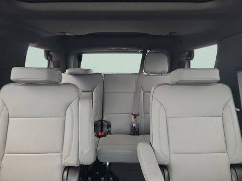 Used 2025 GMC Yukon Elevation w/ Technology Package AWD/4WD image 10