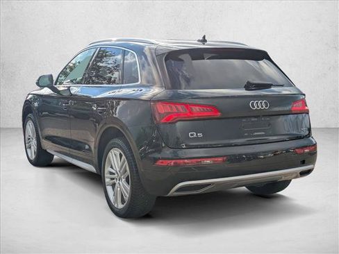 Used 2019 Audi Q5 2.0T Premium Plus w/ Premium Plus Package AWD/4WD image 8