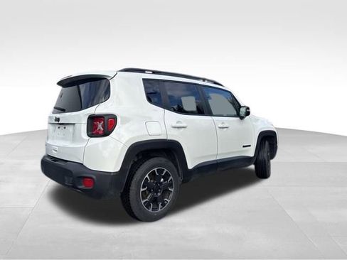 Used 2023 Jeep Renegade Latitude image 11