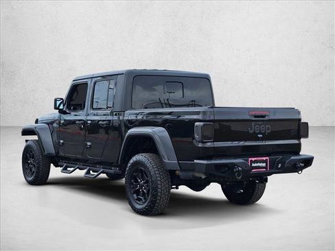 Used 2021 Jeep Gladiator Sport image 7