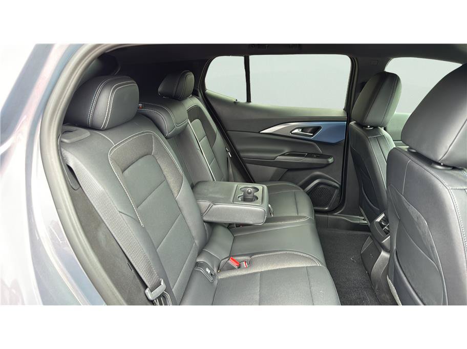 Used 2024 Chevrolet Equinox EV LT FWD image 15