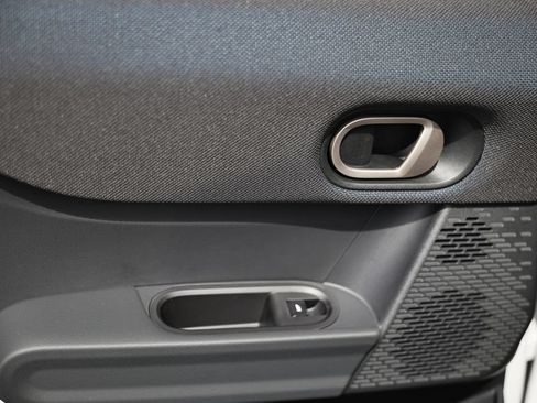 New 2026 MINI Cooper 4-Door Hardtop FWD image 23