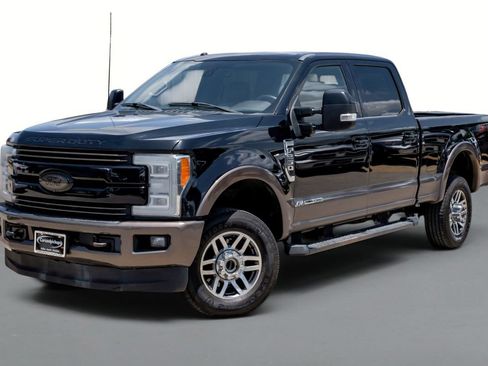 Used 2017 Ford F250 King Ranch w/ King Ranch Ultimate Package AWD/4WD image 4
