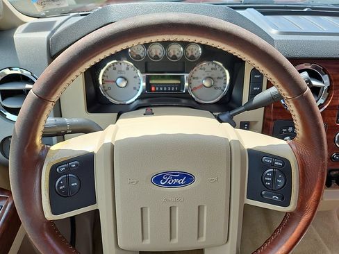 Used 2009 Ford F350 4x4 Crew Cab DRW Super Duty image 19