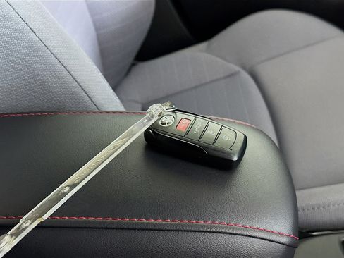 Certified 2023 Toyota Corolla SE image 33