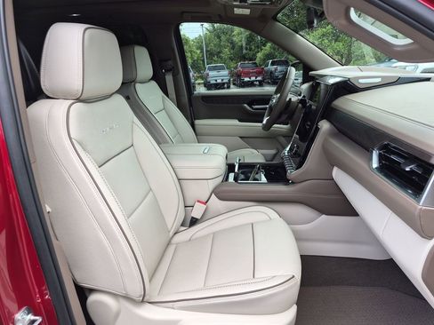 Used 2026 GMC Yukon Denali w/ Denali Reserve Package AWD/4WD image 43