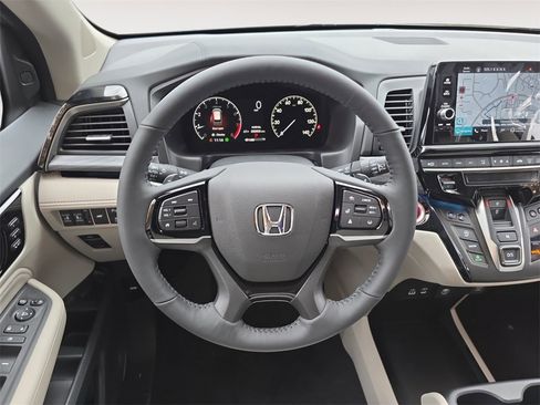 New 2026 Honda Odyssey Elite image 12