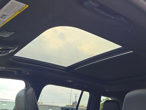 New 2025 Jeep Grand Cherokee Limited image 26