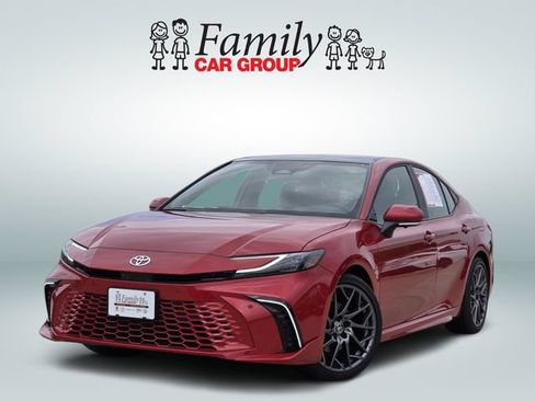 Used 2025 Toyota Camry XSE w/ Premium Plus Package AWD/4WD image 1