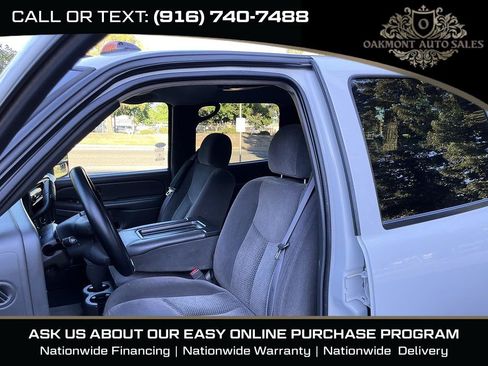 Used 2006 Chevrolet Silverado 3500 LT w/ Heavy-Duty Power Package AWD/4WD image 21